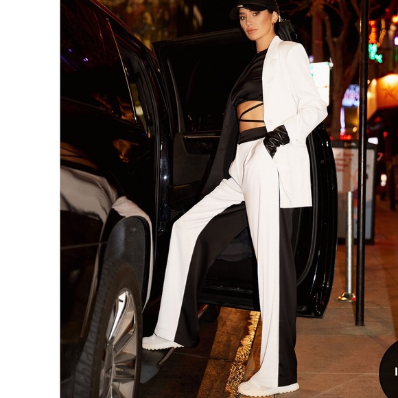 🆕Bar III - Picture 1 of 3